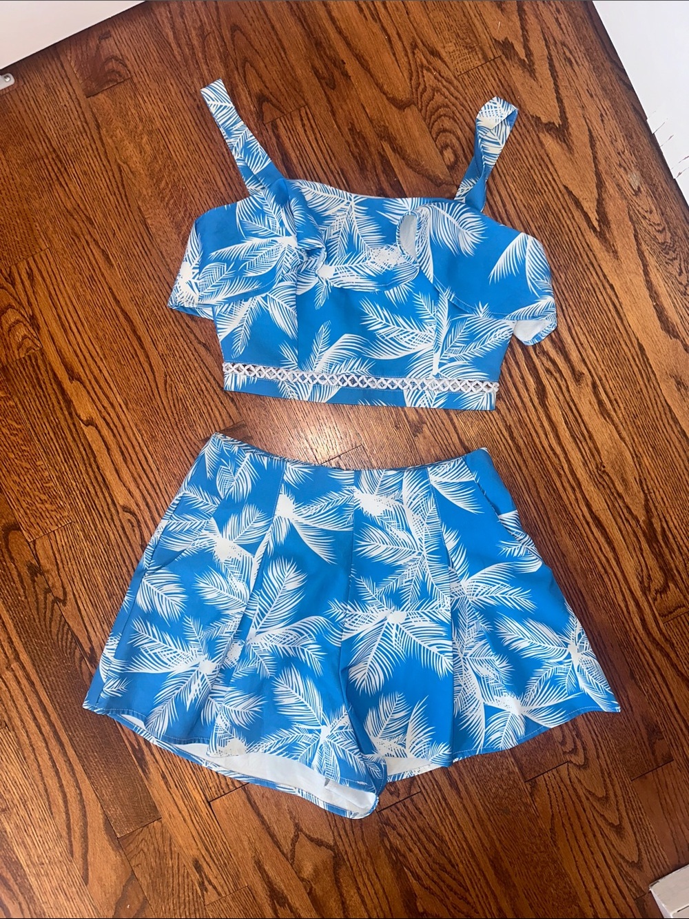 Tropical Blue Palm Print Crop Top & short set
